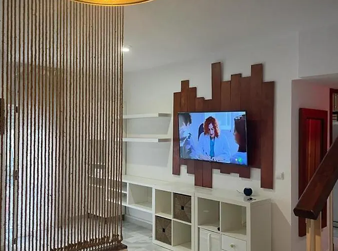 Duplex Con Garaje Privado *